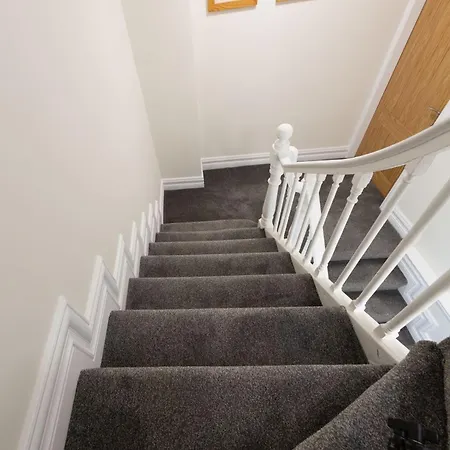 Apartment Unit 1 Island View - Town Centre Walk To Everything Cobh