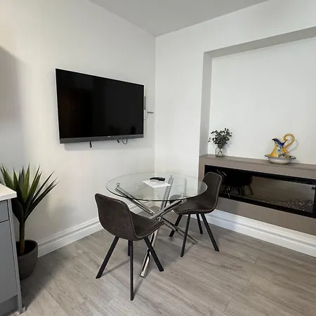 Unit 1 Island View - Town Centre Walk To Everything Apartman Cobh
