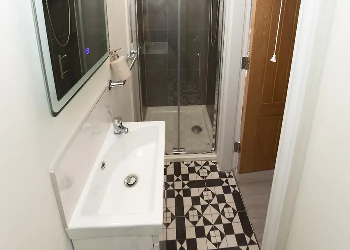 Apartment Unit 1 Island View - Town Centre Walk To Everything